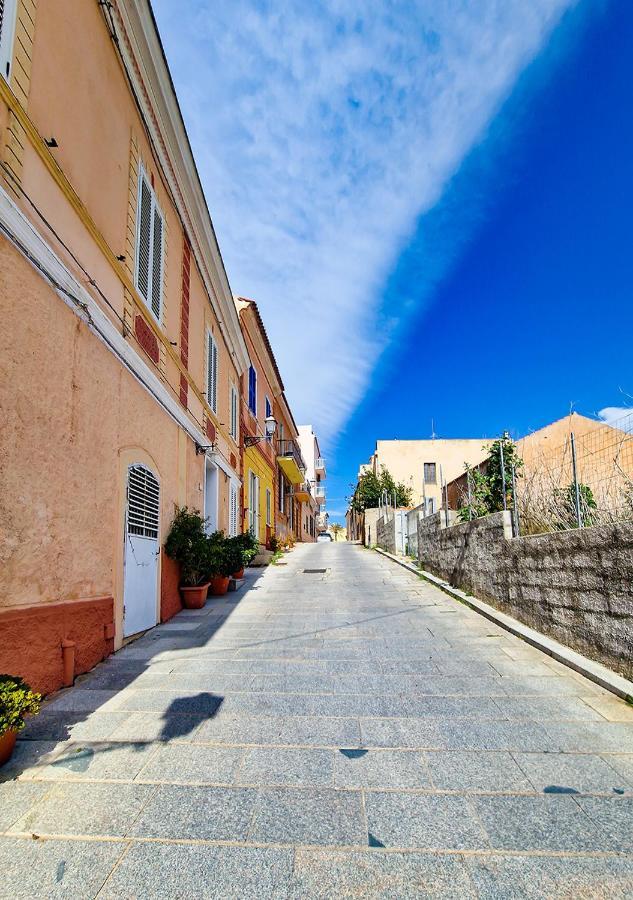 Murphy Holiday Home - Residenza Baro La Maddalena  Buitenkant foto