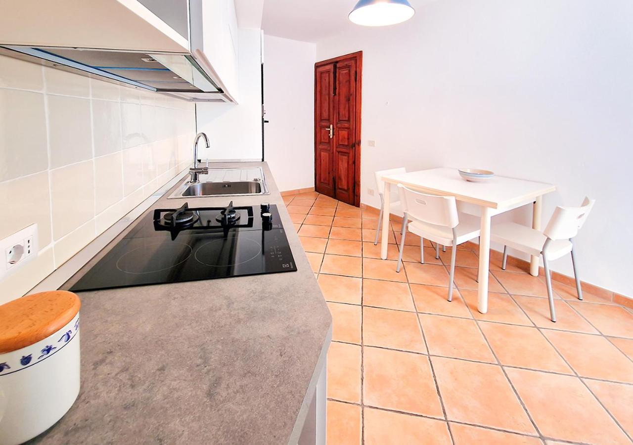 Murphy Holiday Home - Residenza Baro La Maddalena  Buitenkant foto