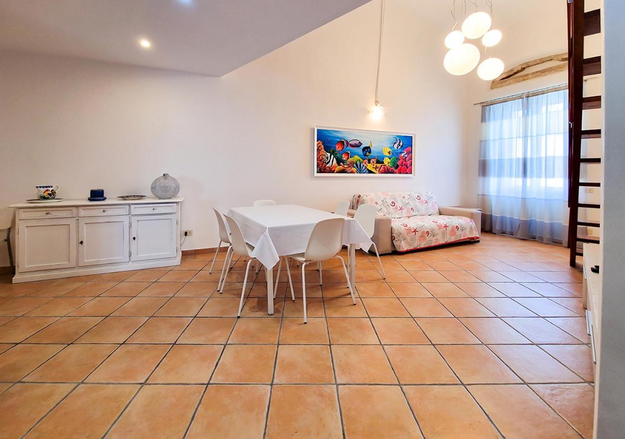 Murphy Holiday Home - Residenza Baro La Maddalena  Buitenkant foto