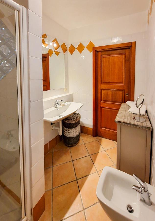 Murphy Holiday Home - Residenza Baro La Maddalena  Buitenkant foto