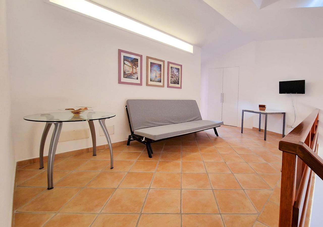 Murphy Holiday Home - Residenza Baro La Maddalena  Buitenkant foto
