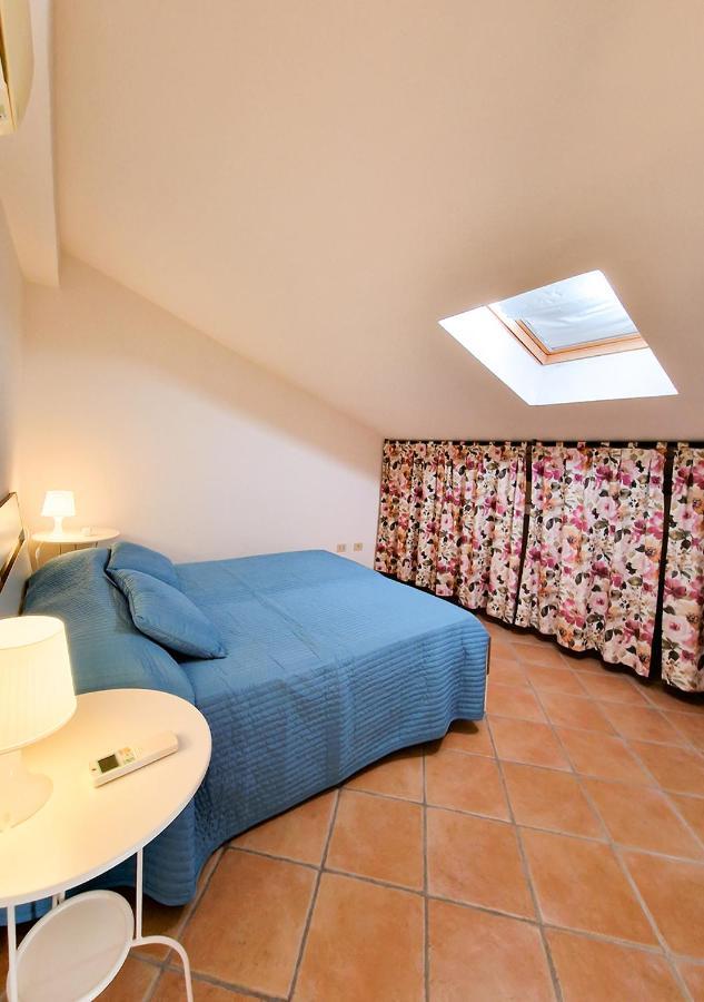 Murphy Holiday Home - Residenza Baro La Maddalena  Buitenkant foto
