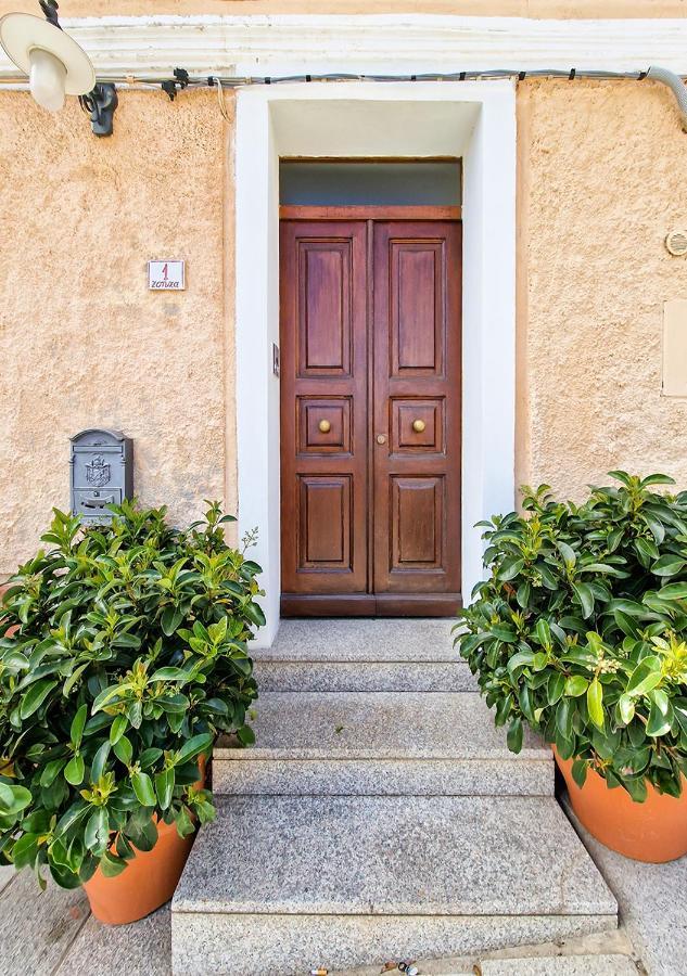 Murphy Holiday Home - Residenza Baro La Maddalena  Buitenkant foto