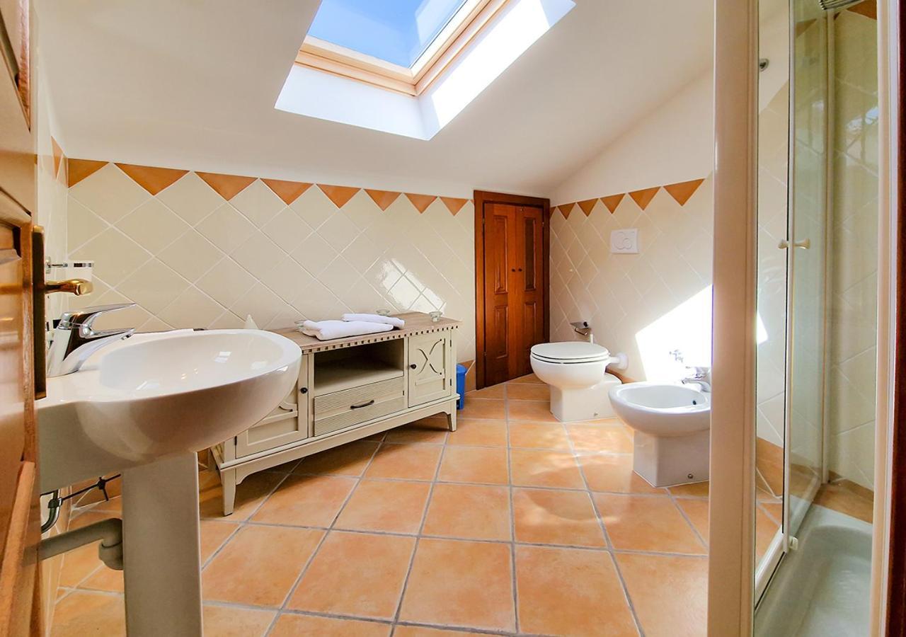 Murphy Holiday Home - Residenza Baro La Maddalena  Buitenkant foto